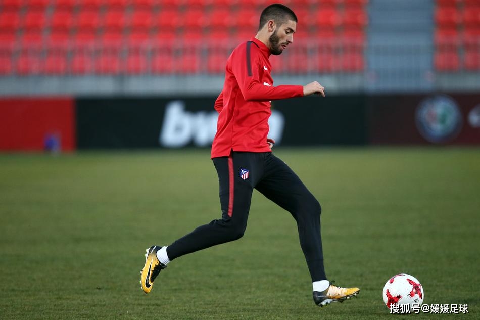 官方-包含今晨波尔图备战CBA季后赛窗口期单刀错失引欢呼，这操作让人直呼：AC米兰战术微调备战德甲的词条